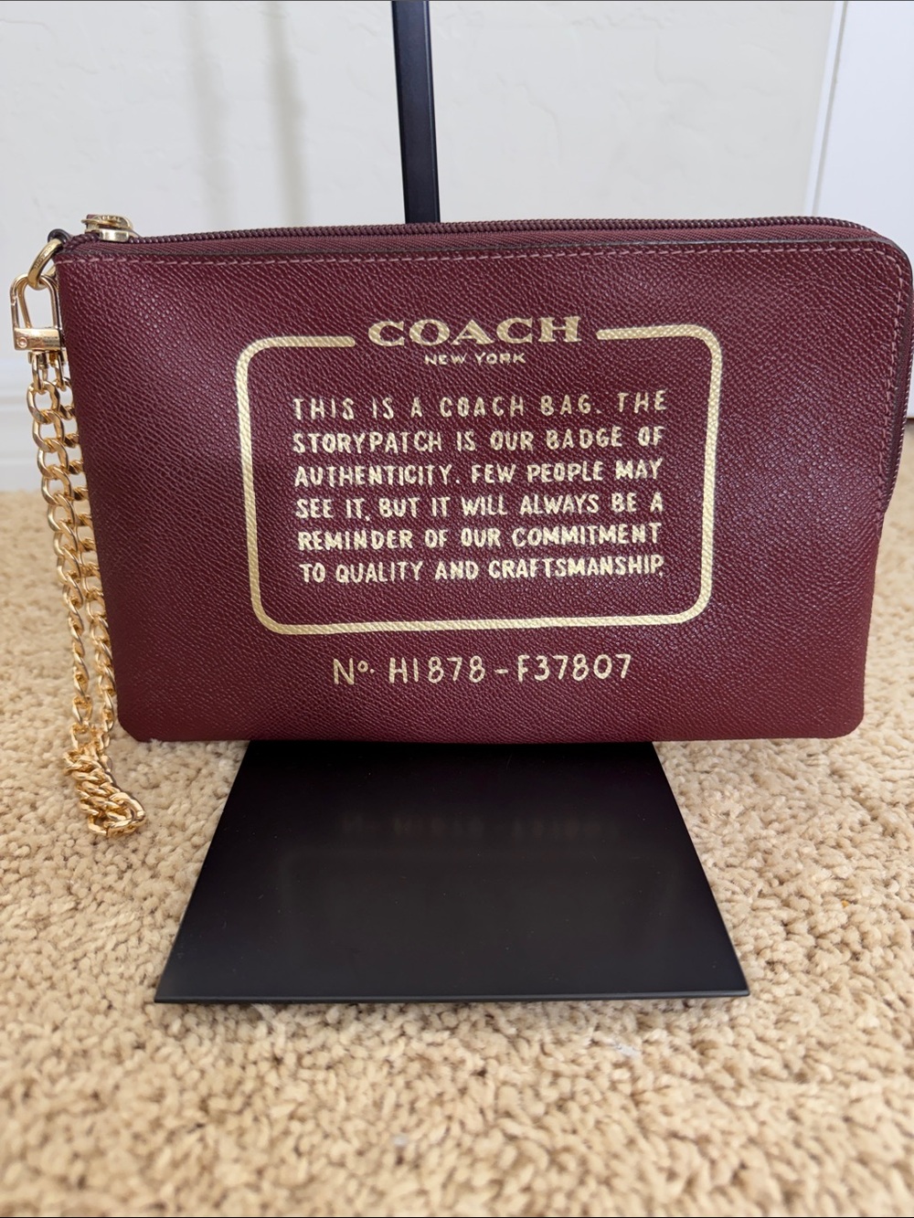 Coach Crossgrain Leather Storypatch Pouch Wristlet Clutch F37807 Oxblood Gold